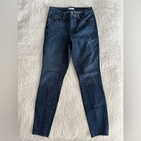 Good American Good Legs Raw Hem Jeans 12/31 - Picture 2 of 5